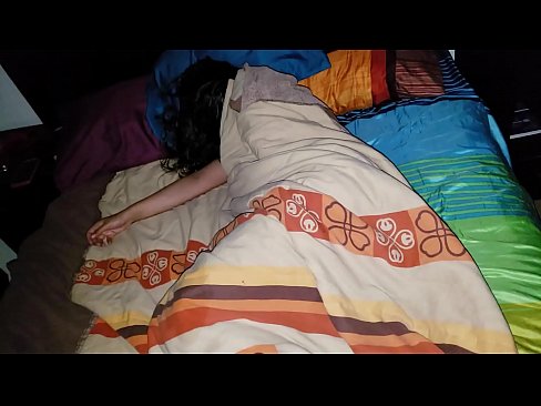 ❤️ Anak tiri berating ibu tiriné enom nalika dheweke turu. Saru rusia ing jv.xxxpornolive.ru ﹏